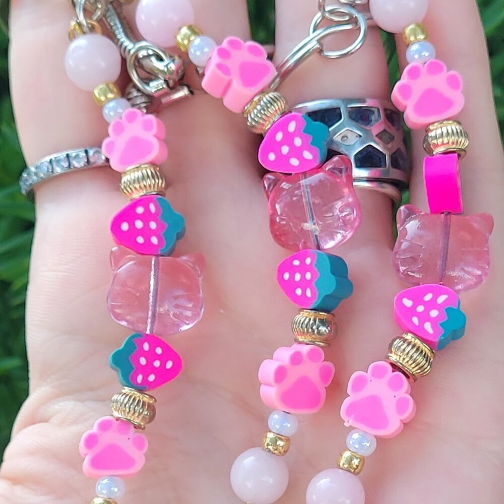 Pink Cat Keychain - Handmade - Picture 8 of 8